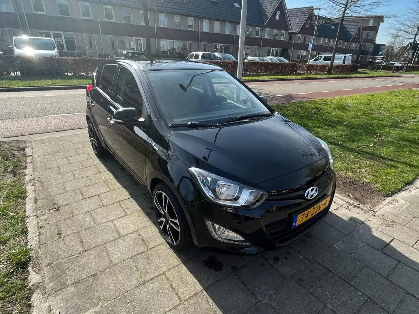 Hyundai i20 1.2i i-Motion Zwart - 2