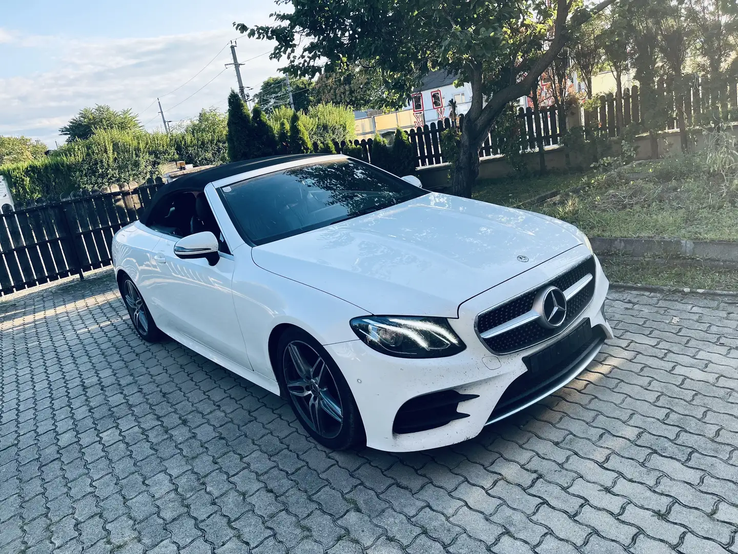 Mercedes-Benz E 220 220d Aut. - 1