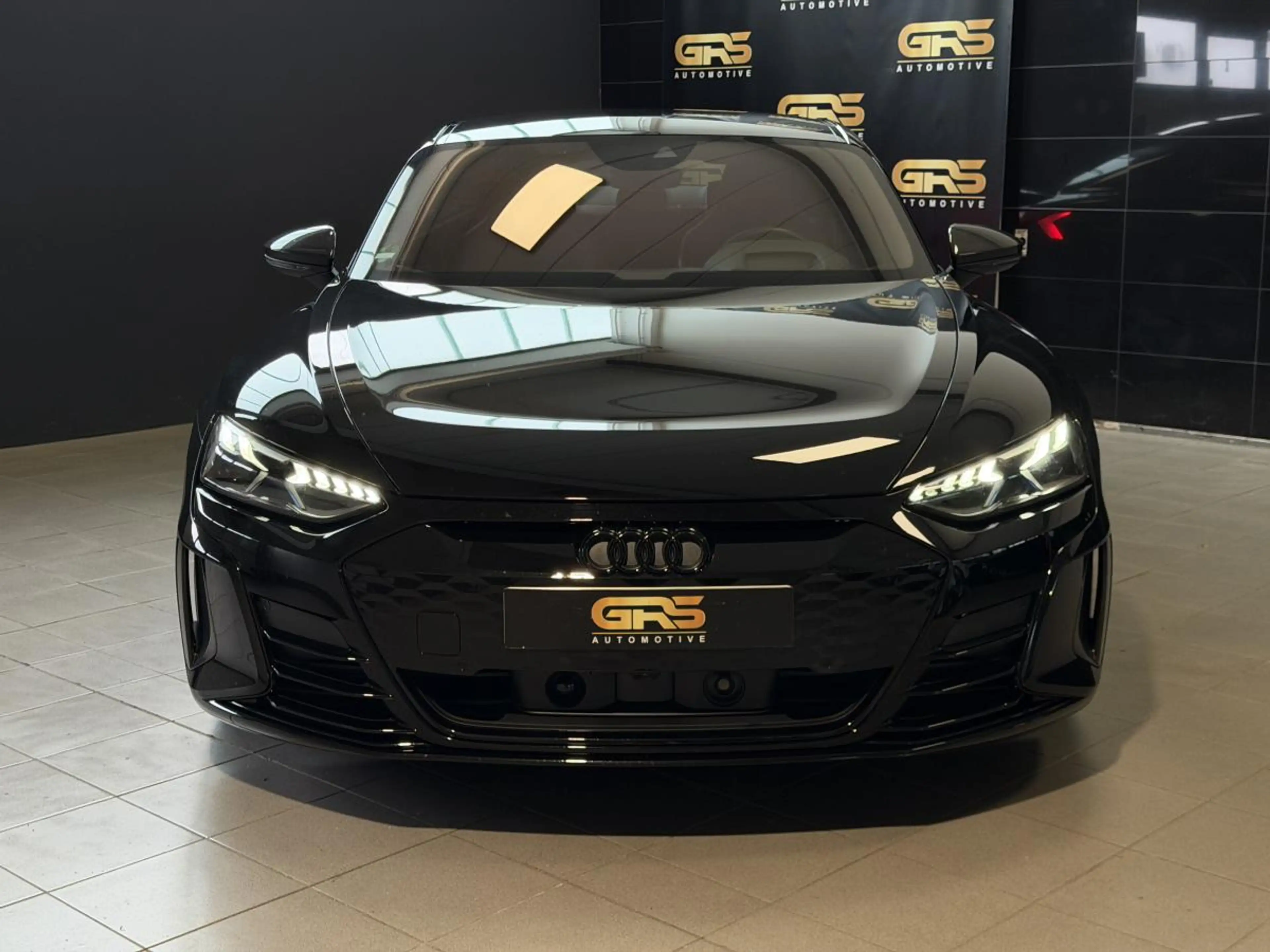 Audi RS e-tron GT — photo 2