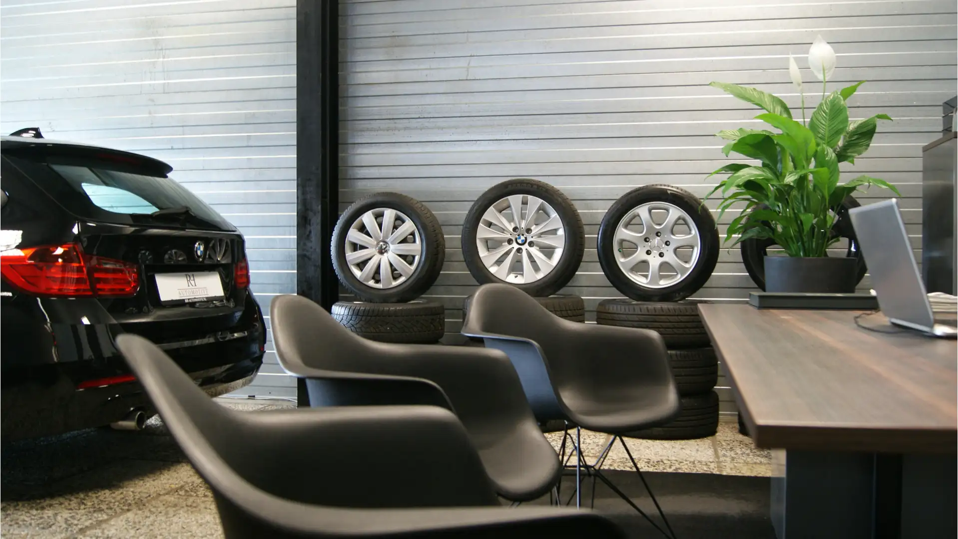 BMW 535 5-serie Touring F11 535i Automaat High Executive M Blanc - 2