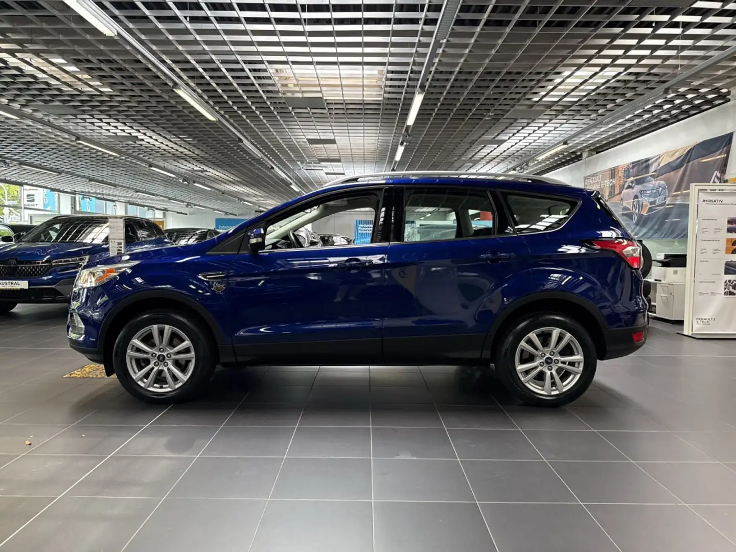 Ford Kuga Business Edition Klima Navi Einparkhilfe Blau - 2