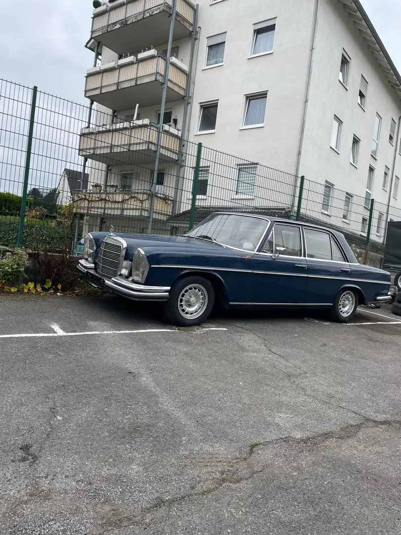 Mercedes-Benz S 280 Zum Verkauf steht ein Mercedes-Benz 280 S aus dem - 1