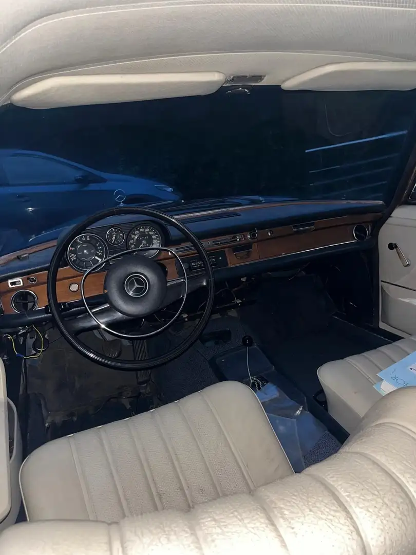 Mercedes-Benz S 280 Zum Verkauf steht ein Mercedes-Benz 280 S aus dem - 2