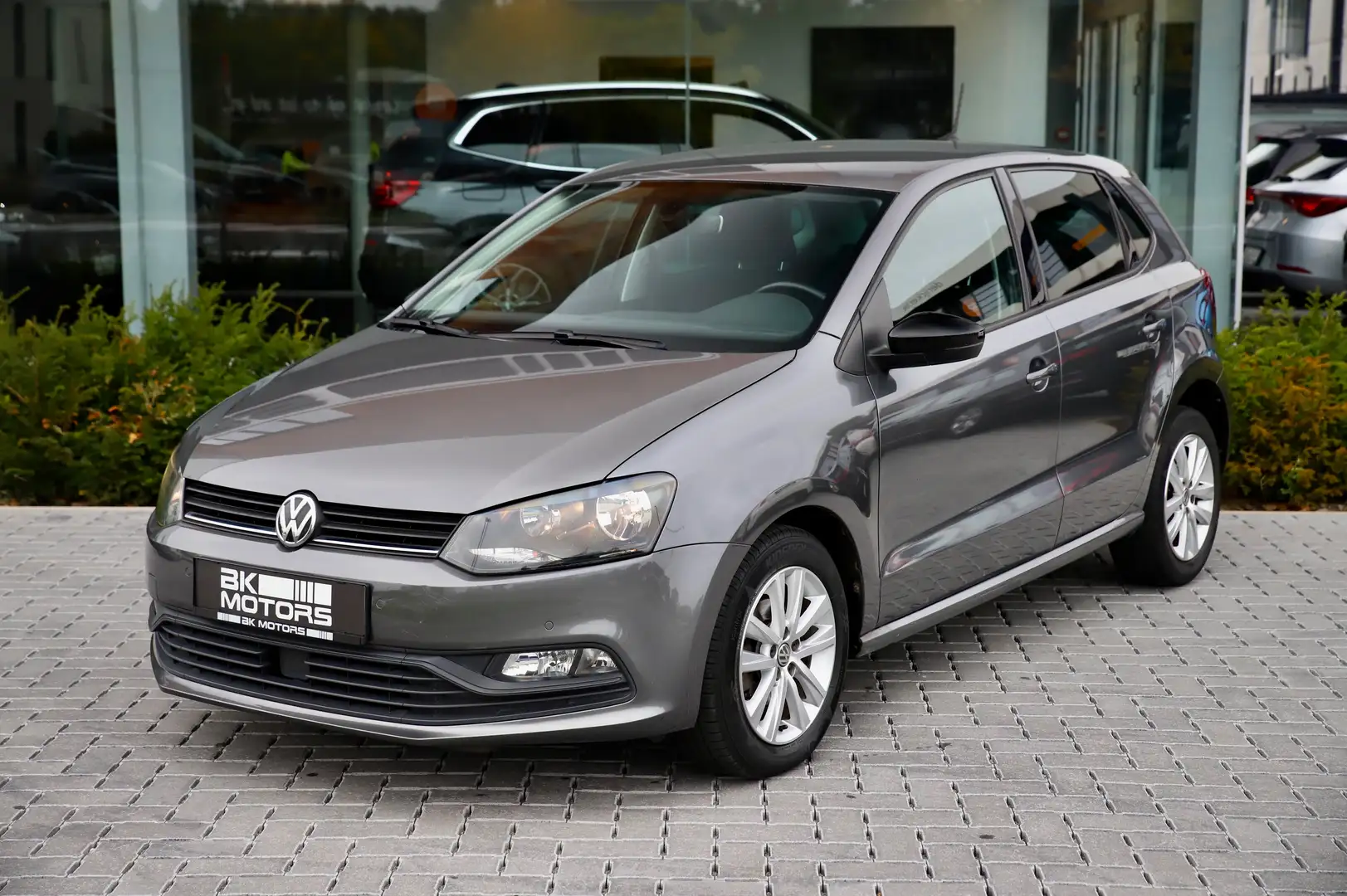 Volkswagen Polo 1.4 TDI -APP CONNECT-DIG AIRCO-CRUISE-PARK ASSIST Grijs - 2
