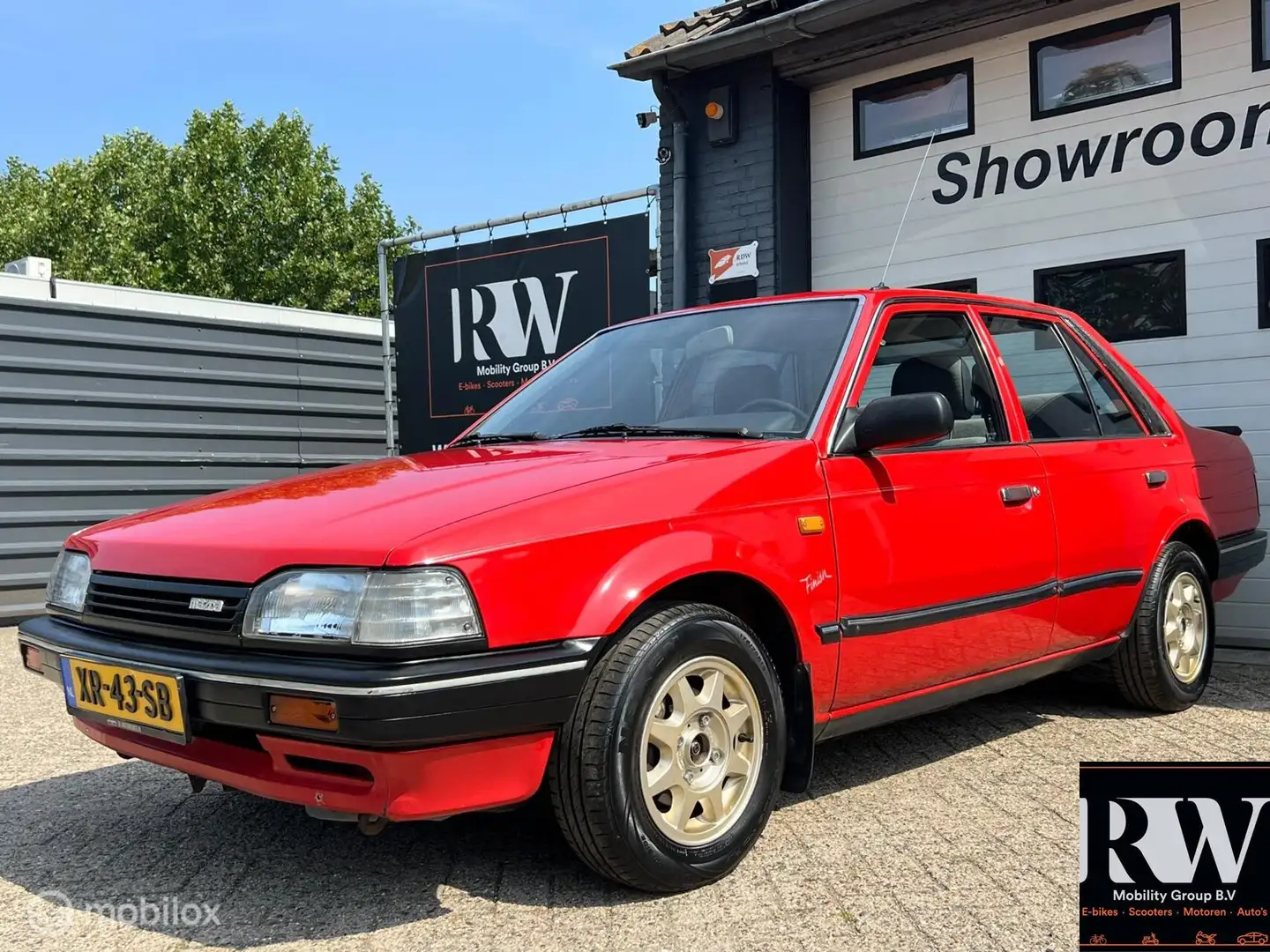 Mazda 323 Fastbreak 1.3i Comfort Rot - 1