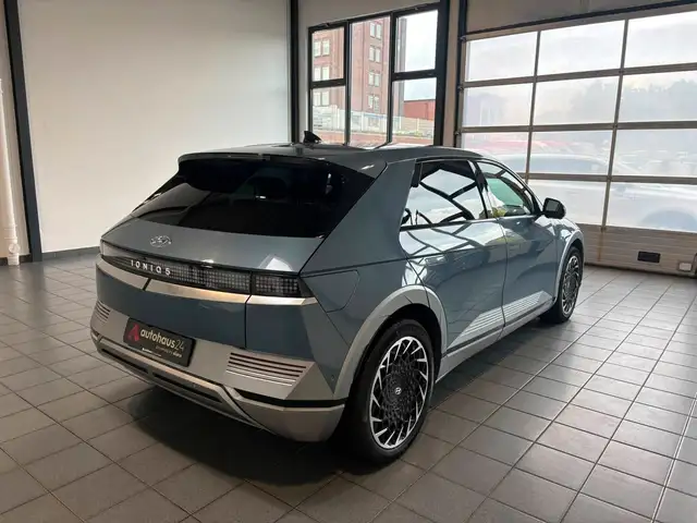 Hyundai Ioniq 5 view 5