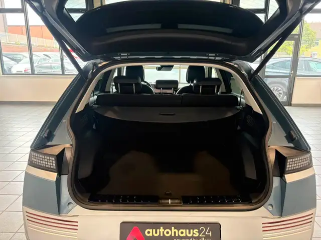 Hyundai Ioniq 5 view 6