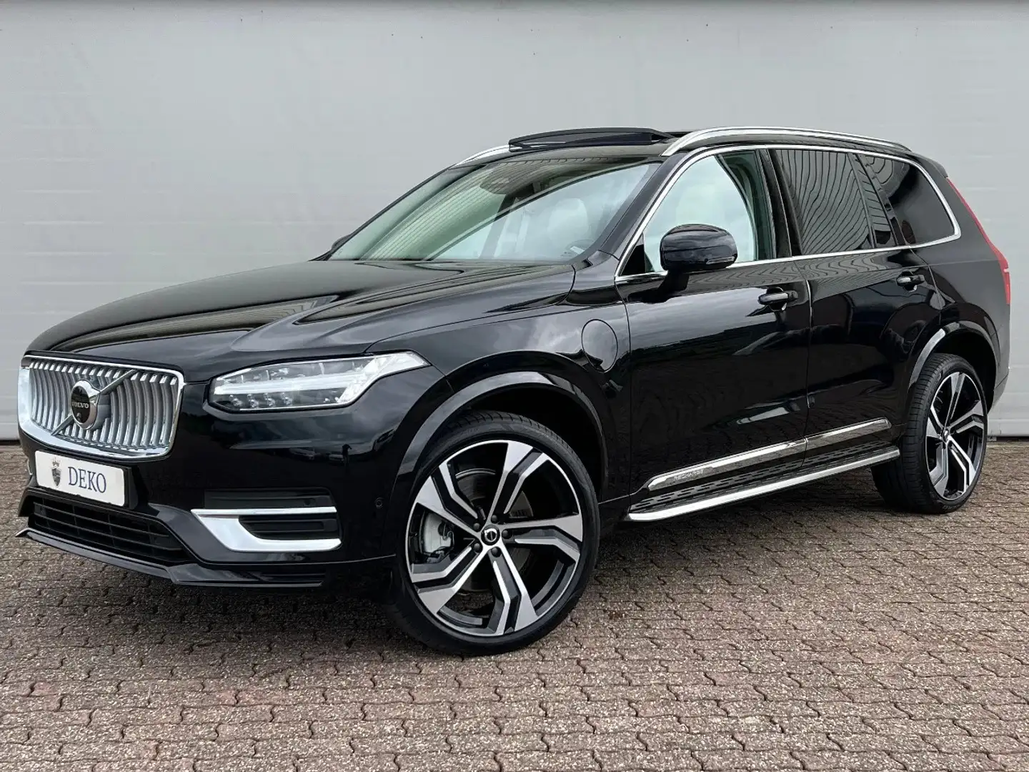 Volvo XC90 T8 AWD 456 PK | Long Range | Plus Bright | Luchtve Zwart - 1