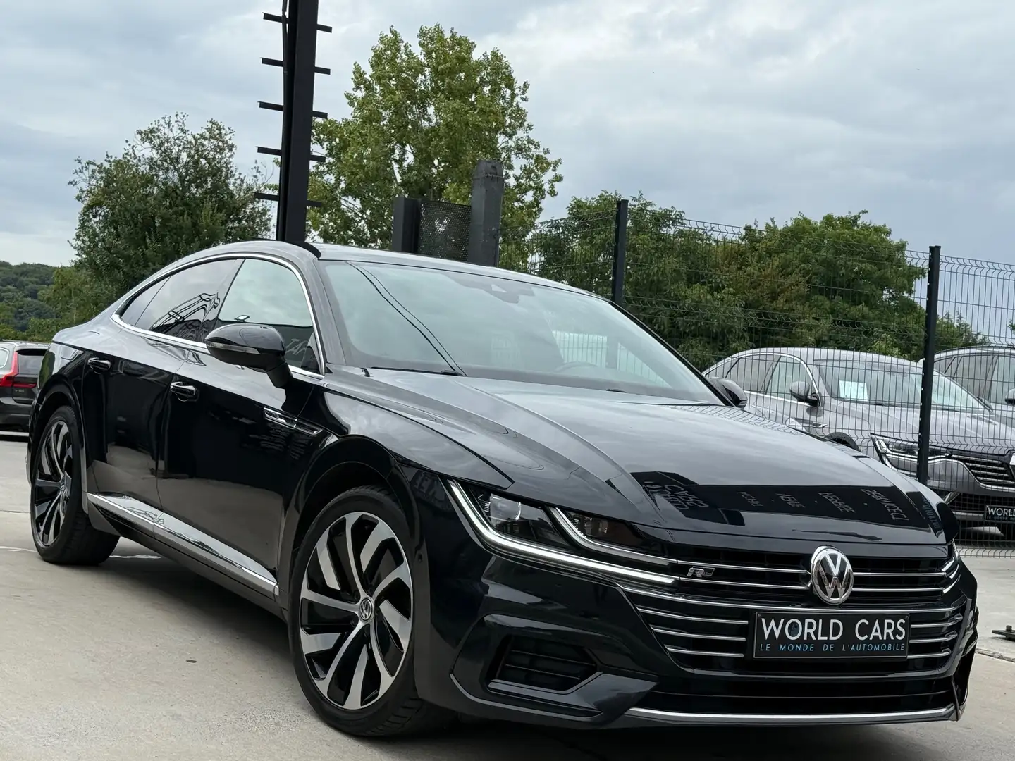 Volkswagen Arteon 1.5 TSI R-Line - DSG - DISTRO - CAMERA - COCKPIT Zwart - 2