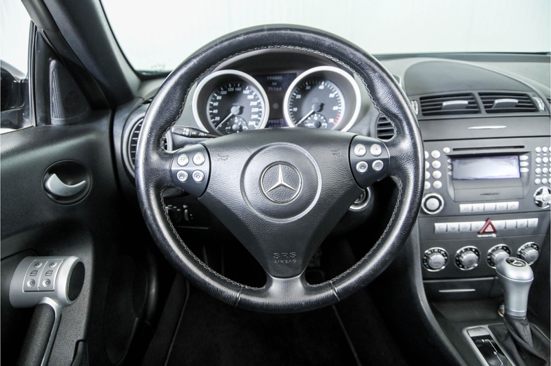 Mercedes-Benz SLK 200 K. Season Edition Airscarf — photo 8