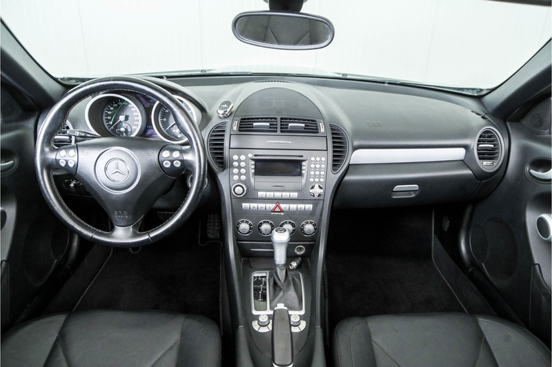 Mercedes-Benz SLK 200 K. Season Edition Airscarf — photo 7