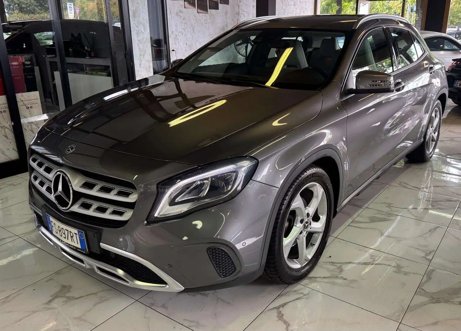 Mercedes-Benz GLA 200 Unicoproprietario Km 39.000 VERI - 2