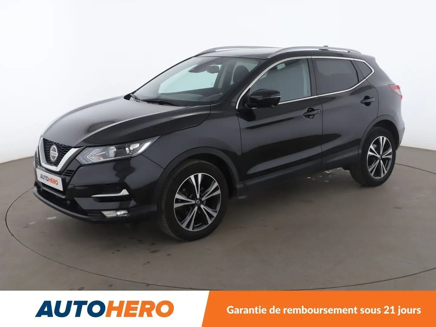 Nissan Qashqai 1.3 DIG-T N-Connecta DCT7 Noir - 1