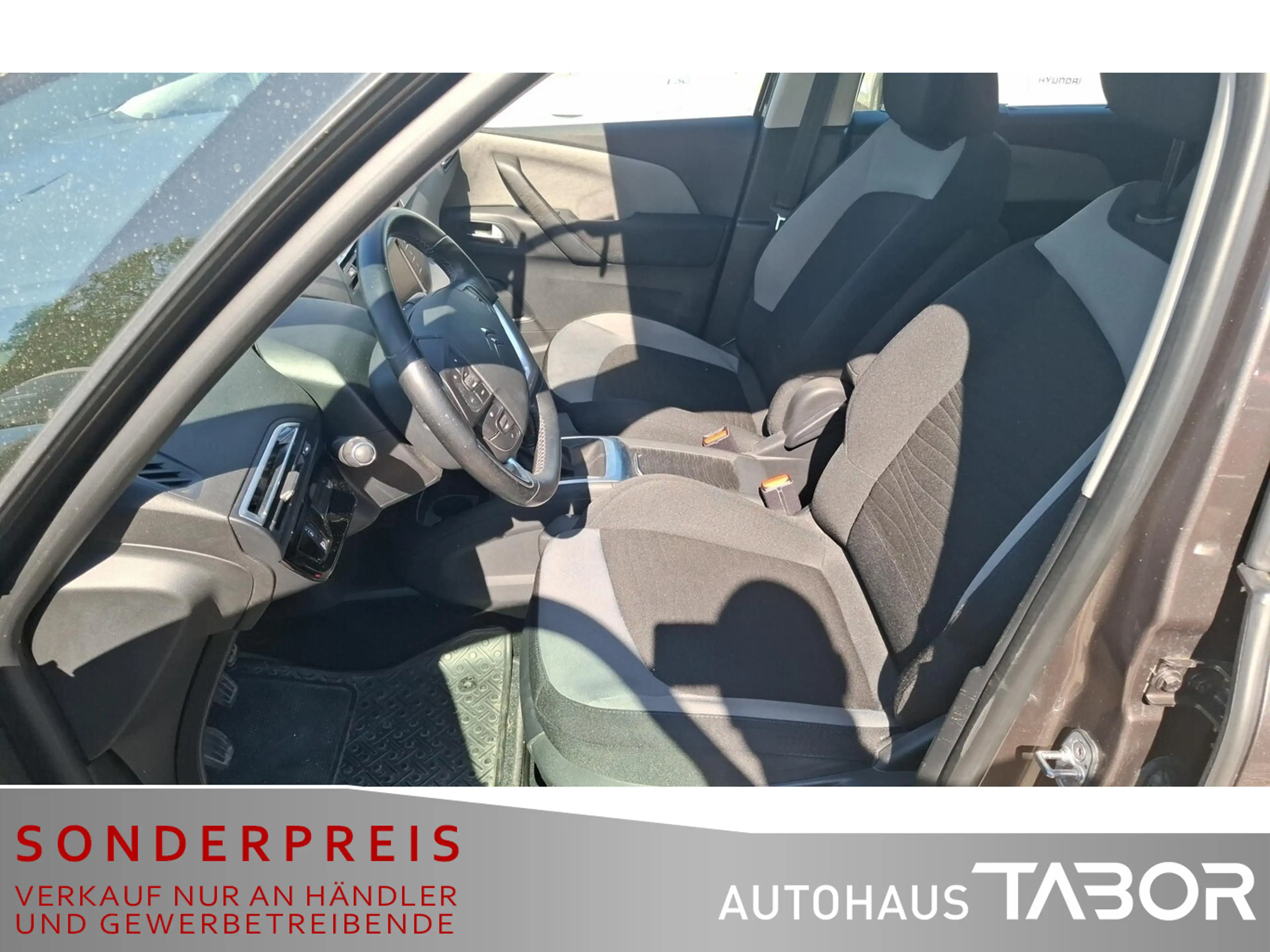 Citroen C4 Picasso Picasso 1.2 PT 130 Selection AHK PDC LM Klima — photo 7