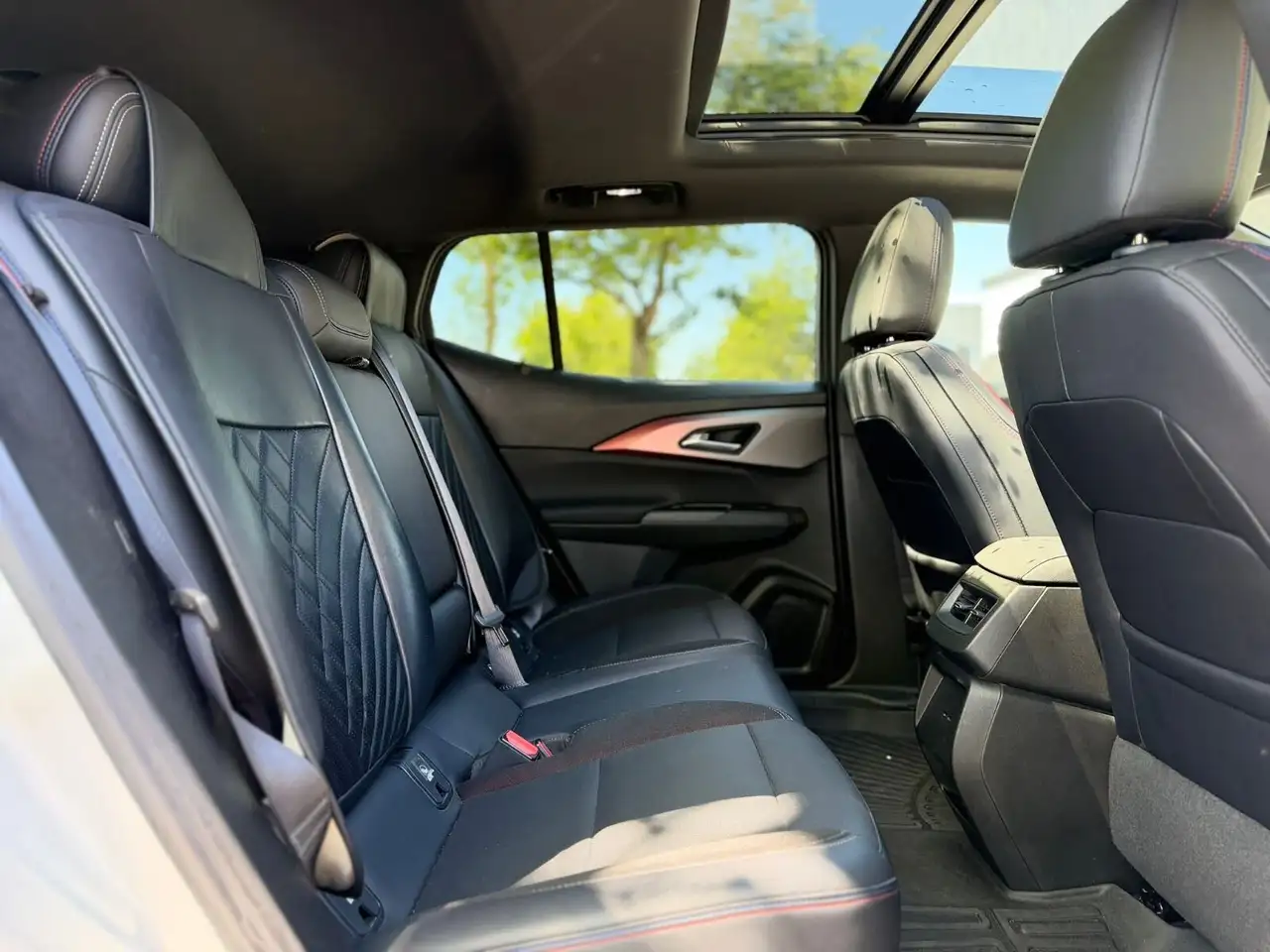 Chevrolet Equinox photo Chevrolet Equinox