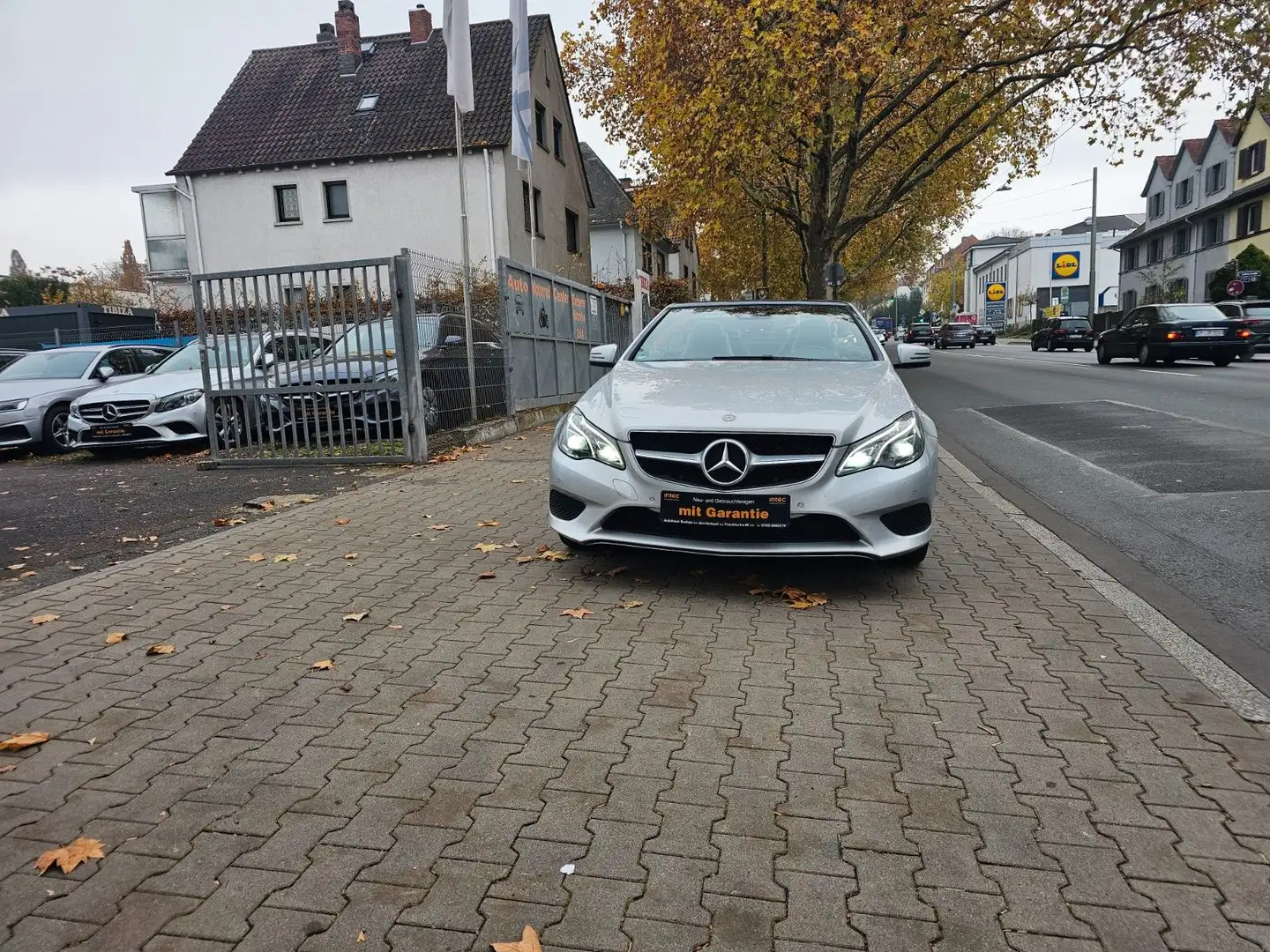 Mercedes-Benz E 200 E -Klasse Cabrio E 200 Autom,Leder,PDC,Nav Argent - 2