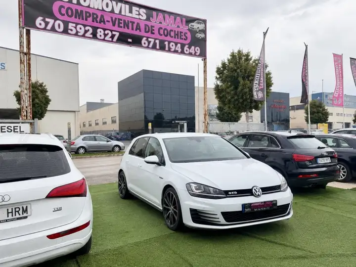 Volkswagen Golf VII 2.0 TDI CR BMT GTD DSG 3p 2016