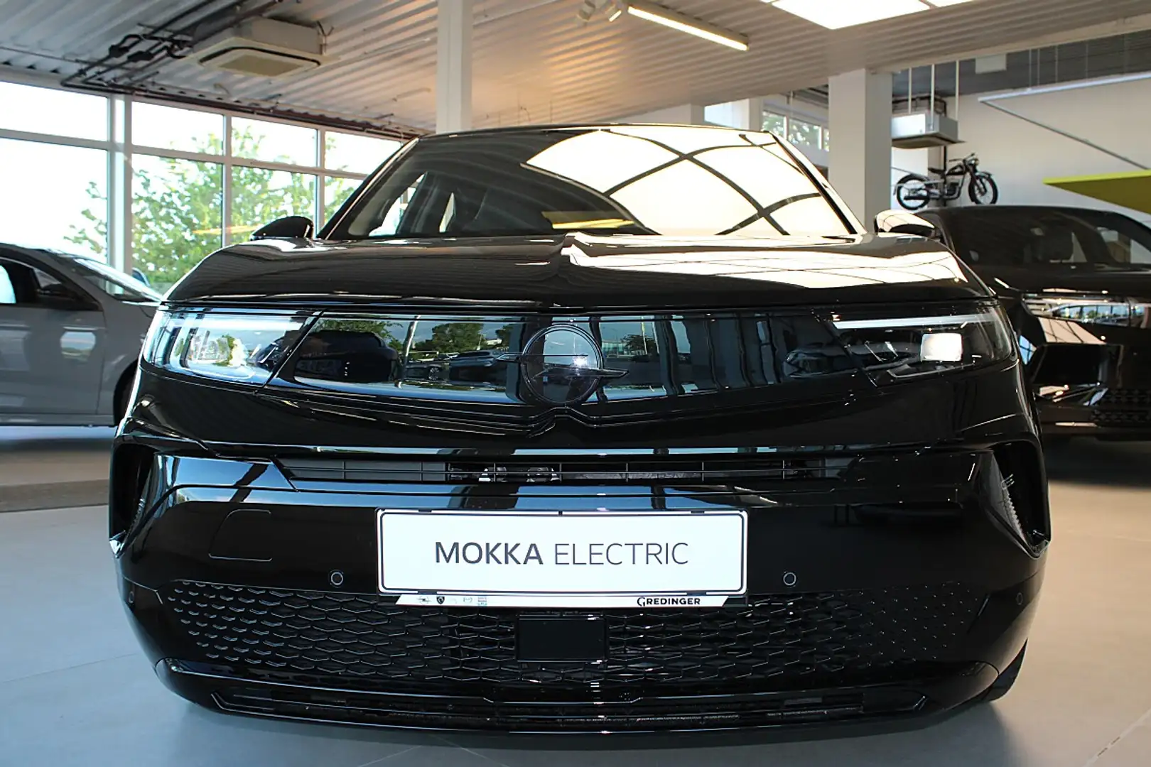 Opel Mokka-E Mokka-e 54kWh Elektromotor 207 kW GSE Schwarz - 2