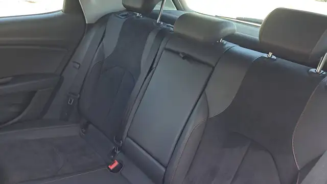 Seat Leon view 9