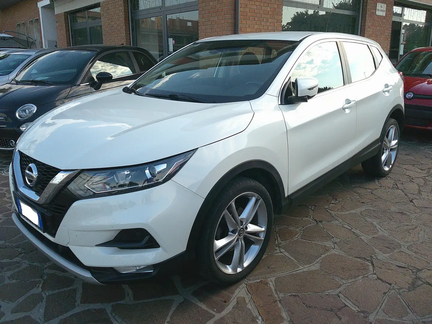 Nissan Qashqai Qashqai 1.5 dci N-Connecta 115cv Bianco - 1
