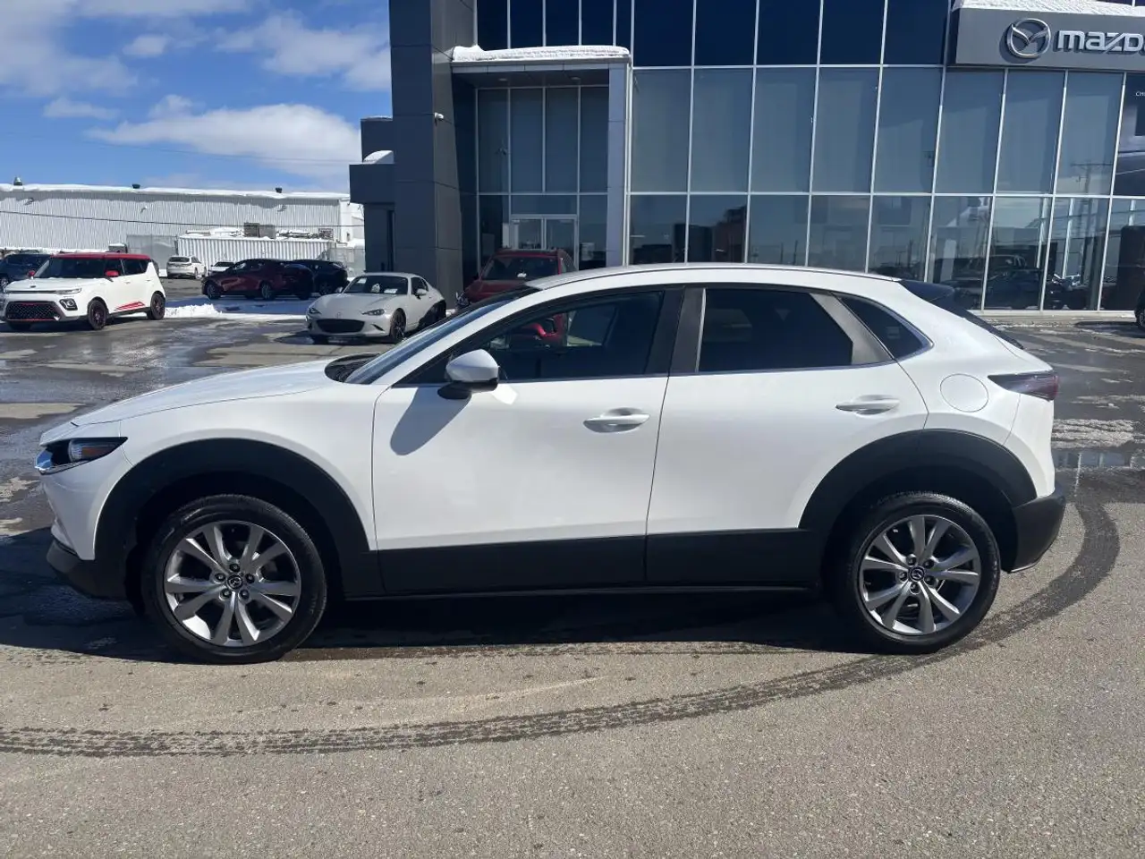 Mazda CX-30 снимка Mazda CX-30