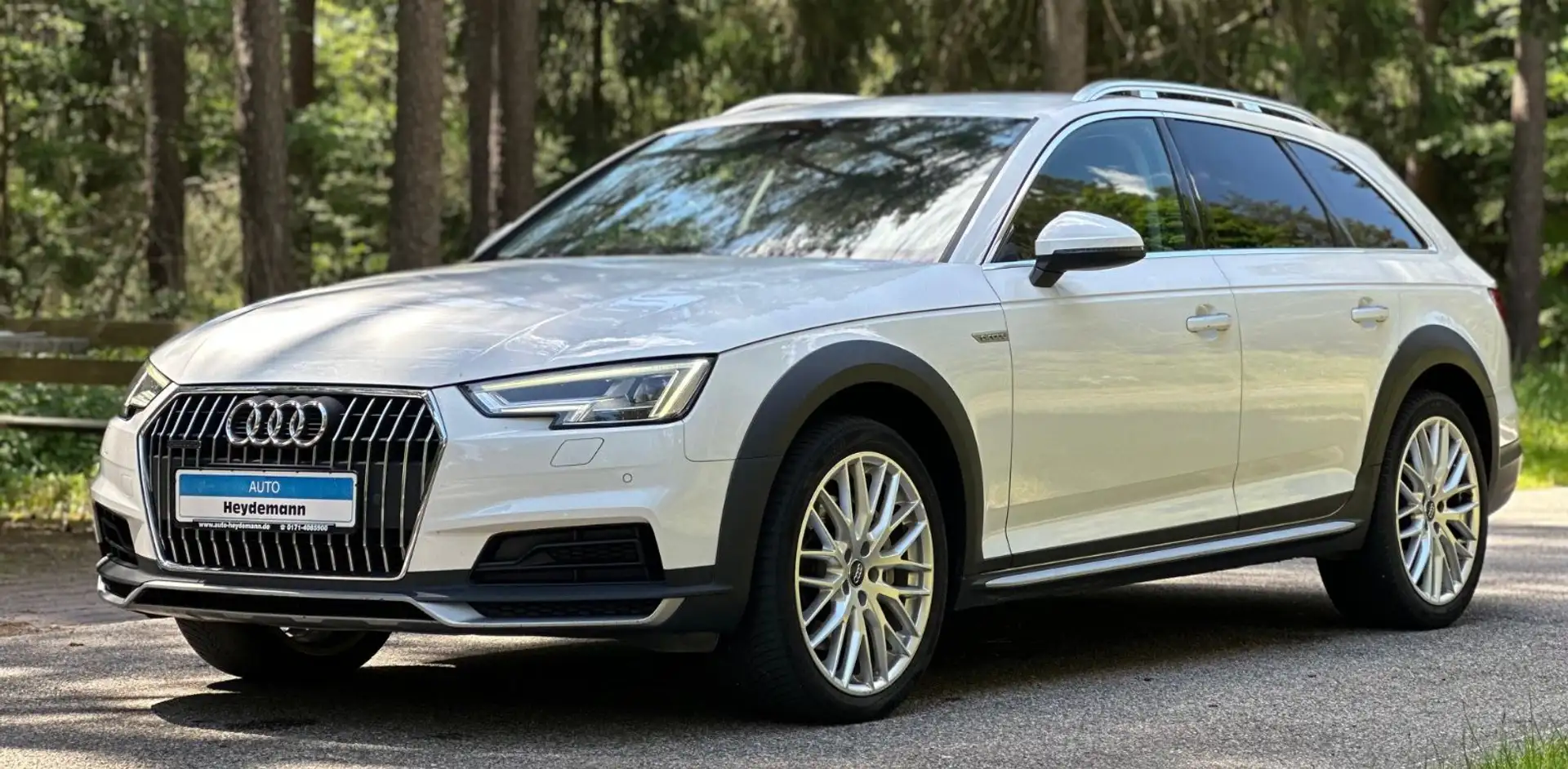 Audi A4 allroad quattro Weiß - 1