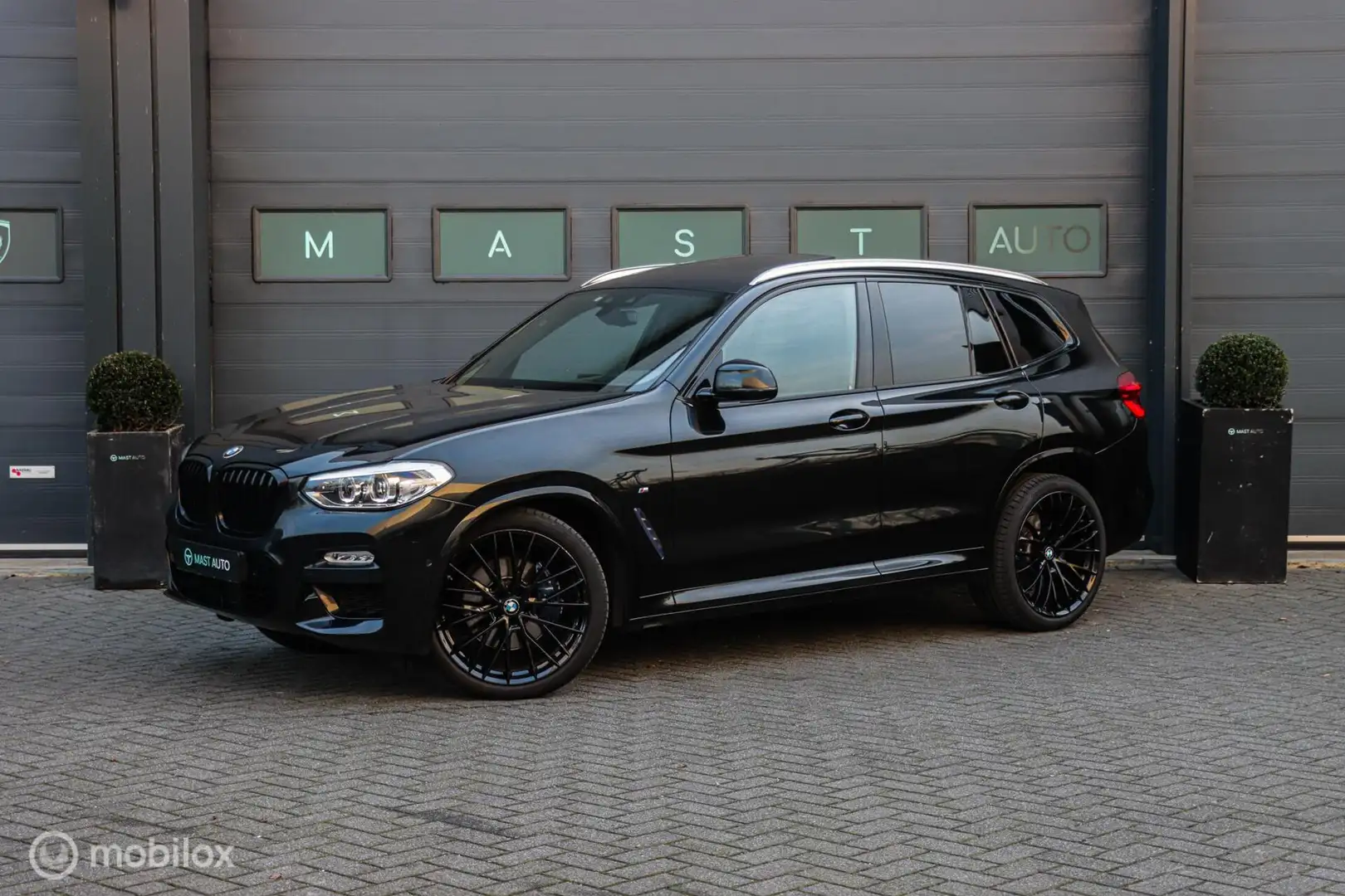 BMW X3 xDrive30i High Executive|M-Sport|HUD|Pano|Carplay| Schwarz - 1