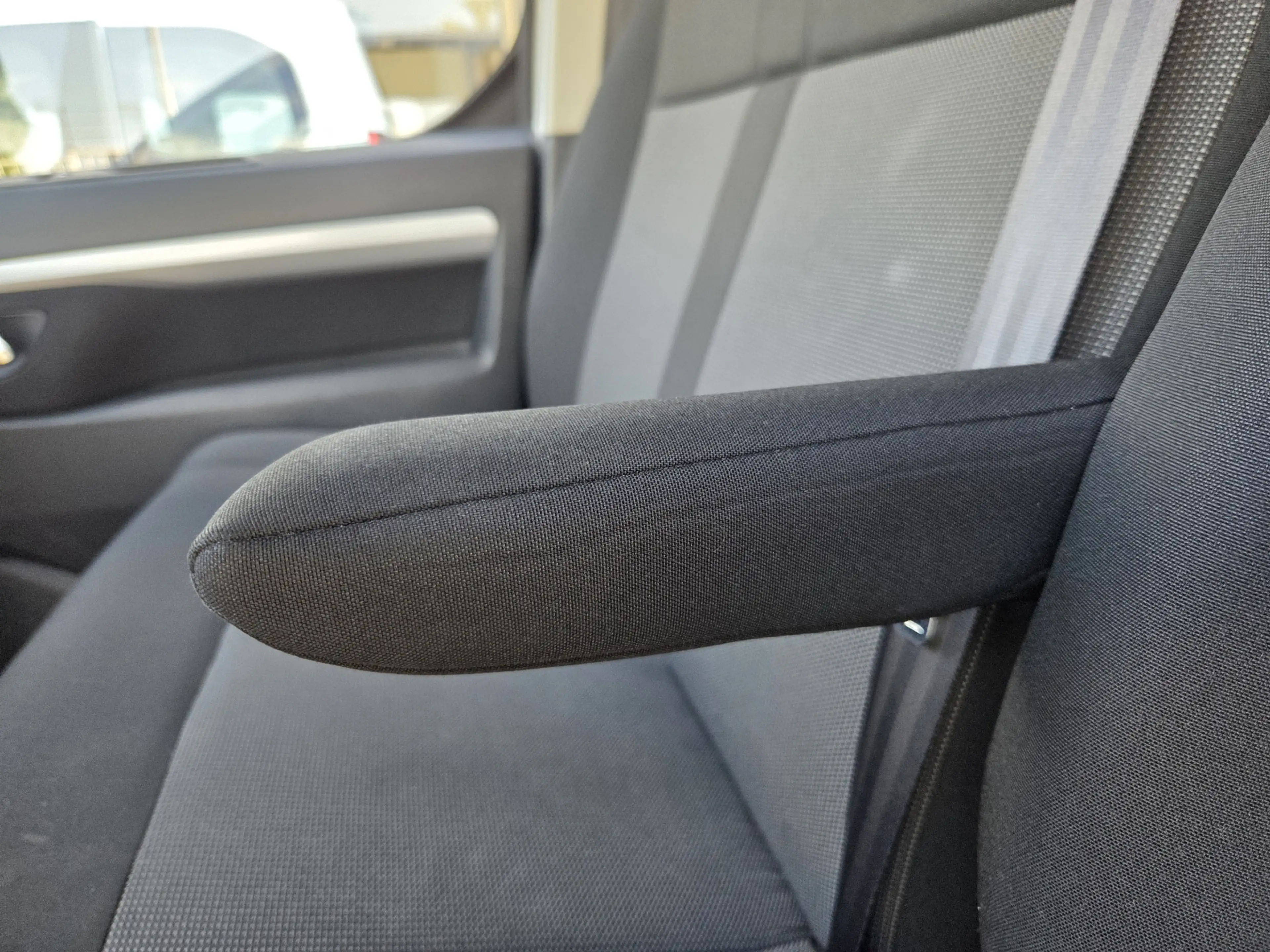 Peugeot e-Expert / Citroen e-Jumpy XL L3 75kWh Rolstoelauto / Rolst — photo 11