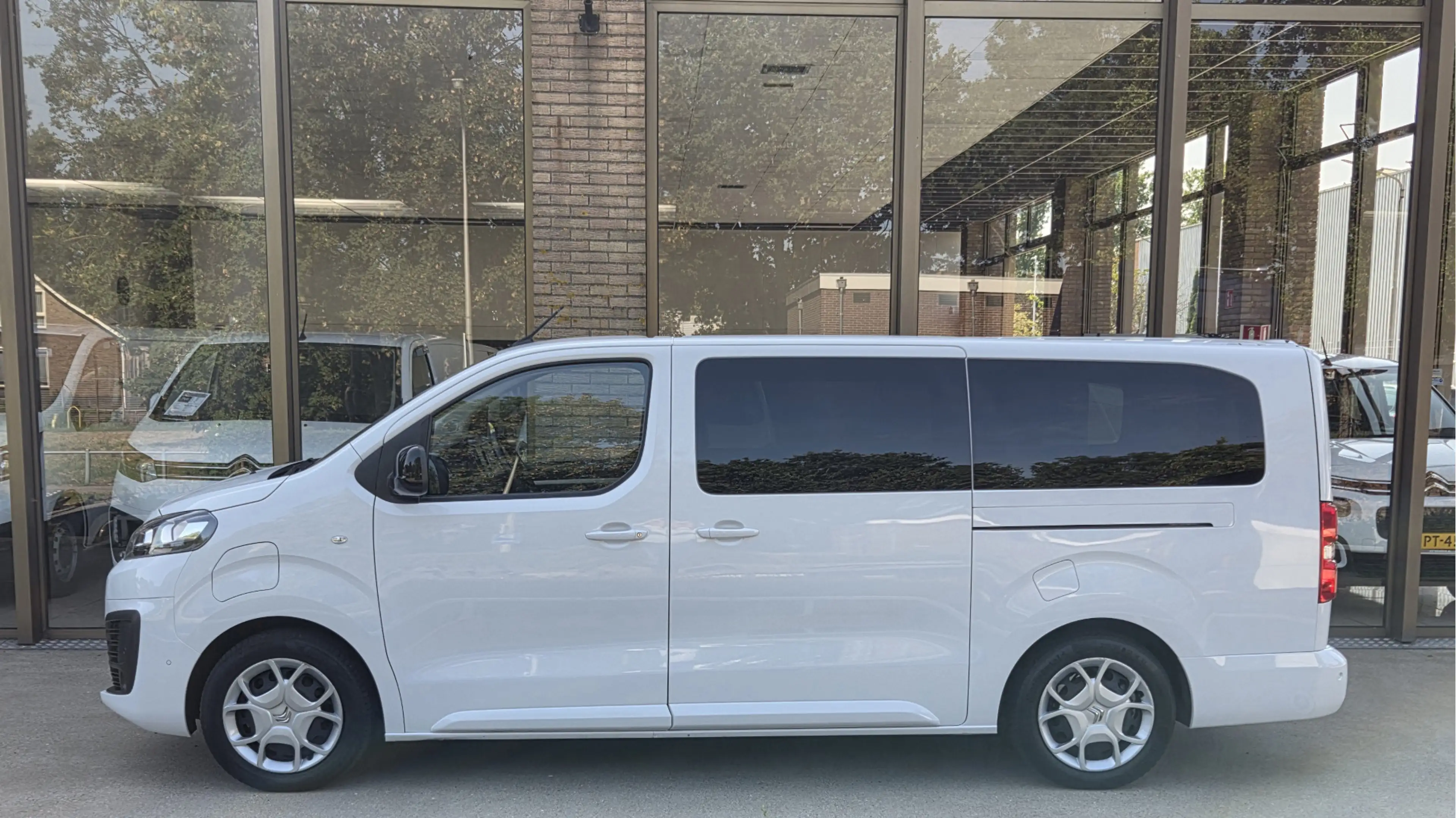 Peugeot e-Expert / Citroen e-Jumpy XL L3 75kWh Rolstoelauto / Rolst — photo 5