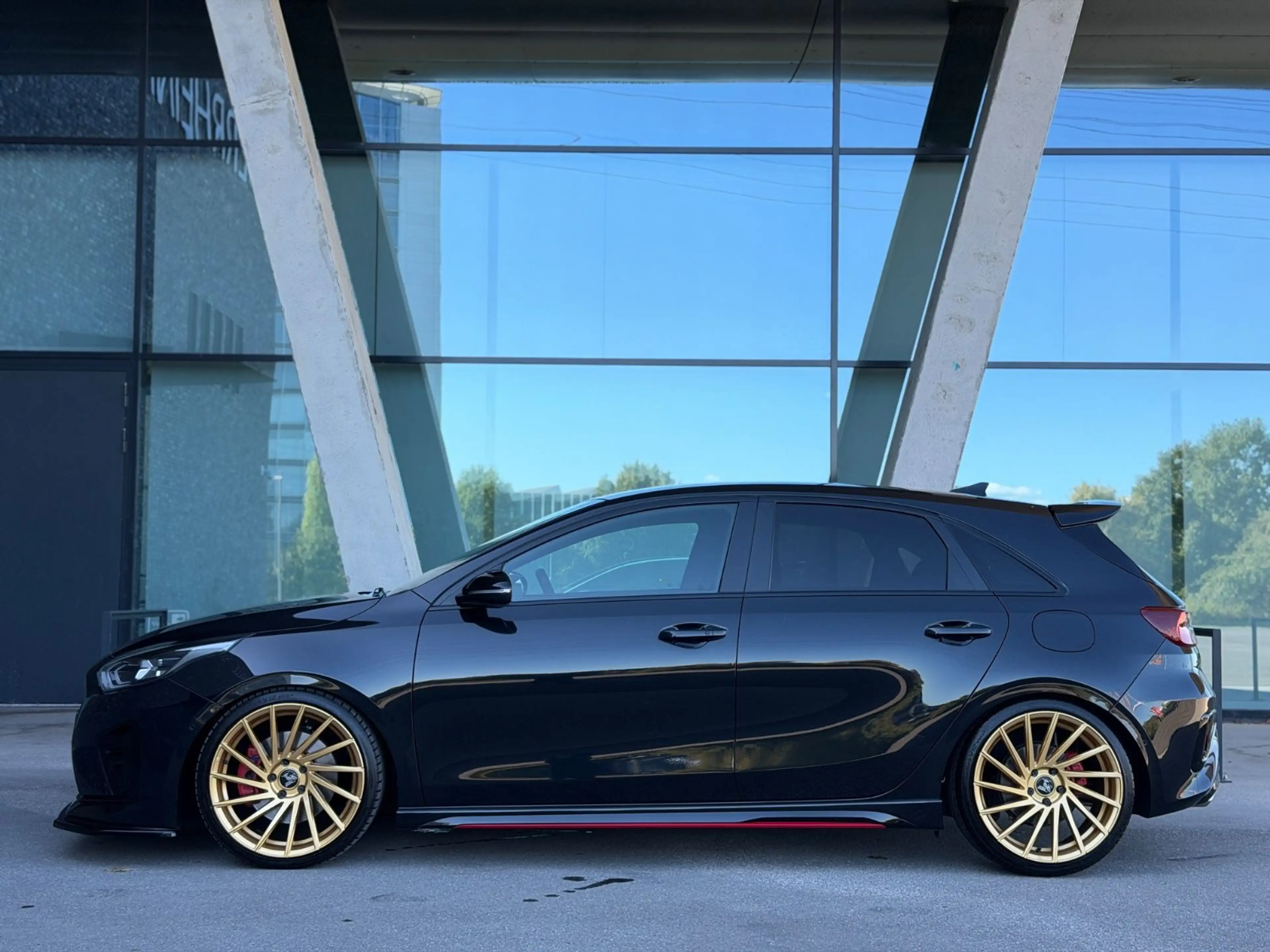 Kia Ceed / cee'd GT | LED | NAVI | VIELE EXTRAS — photo 8