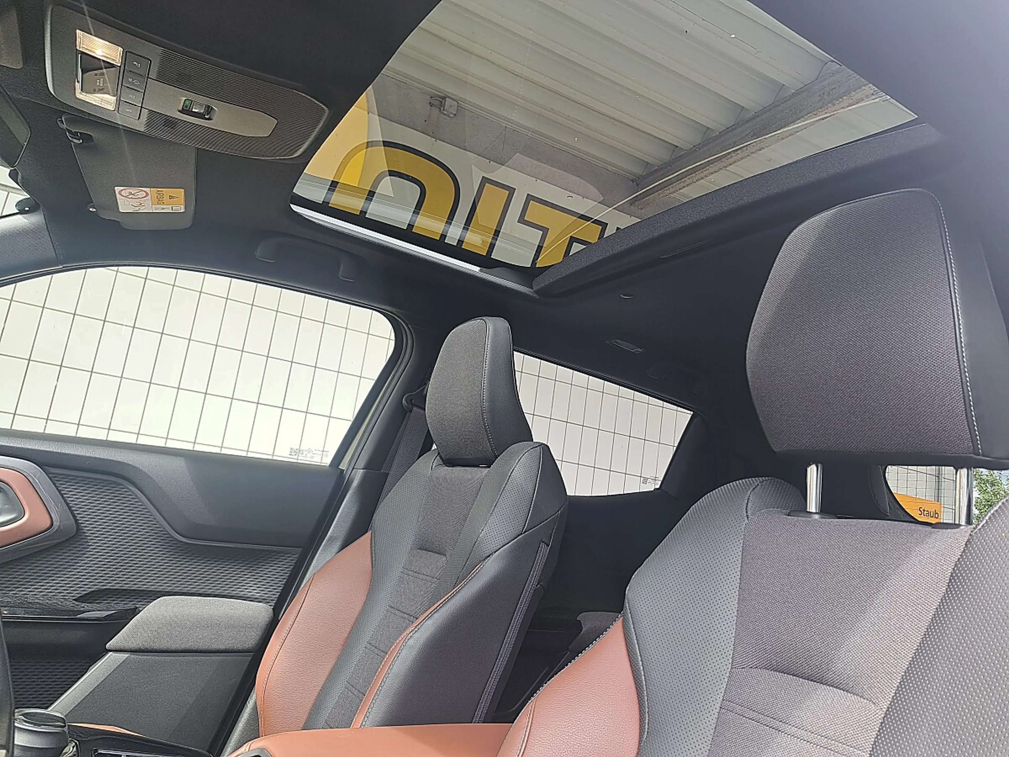 Suzuki Vitara eVitara 61kWh GL+ Allgrip-e Flash — photo 15