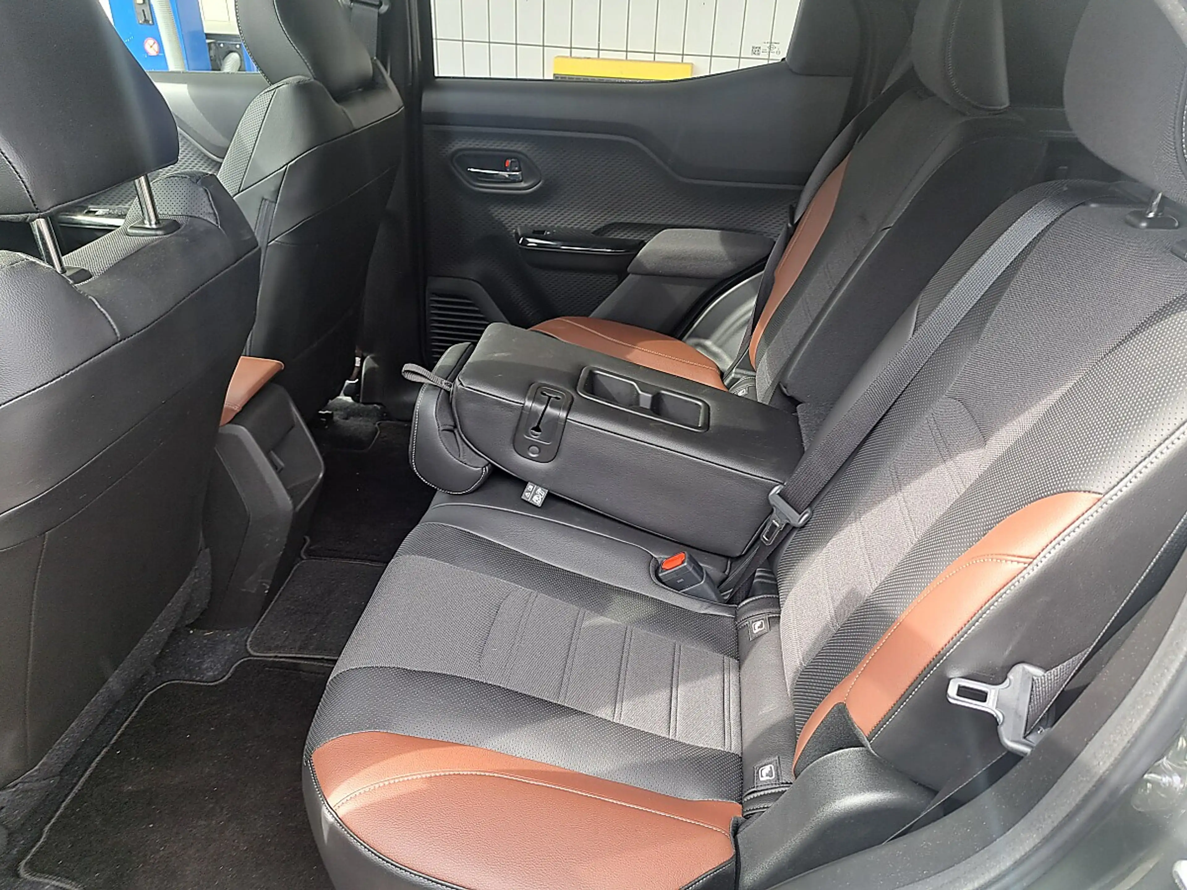 Suzuki Vitara eVitara 61kWh GL+ Allgrip-e Flash — photo 10