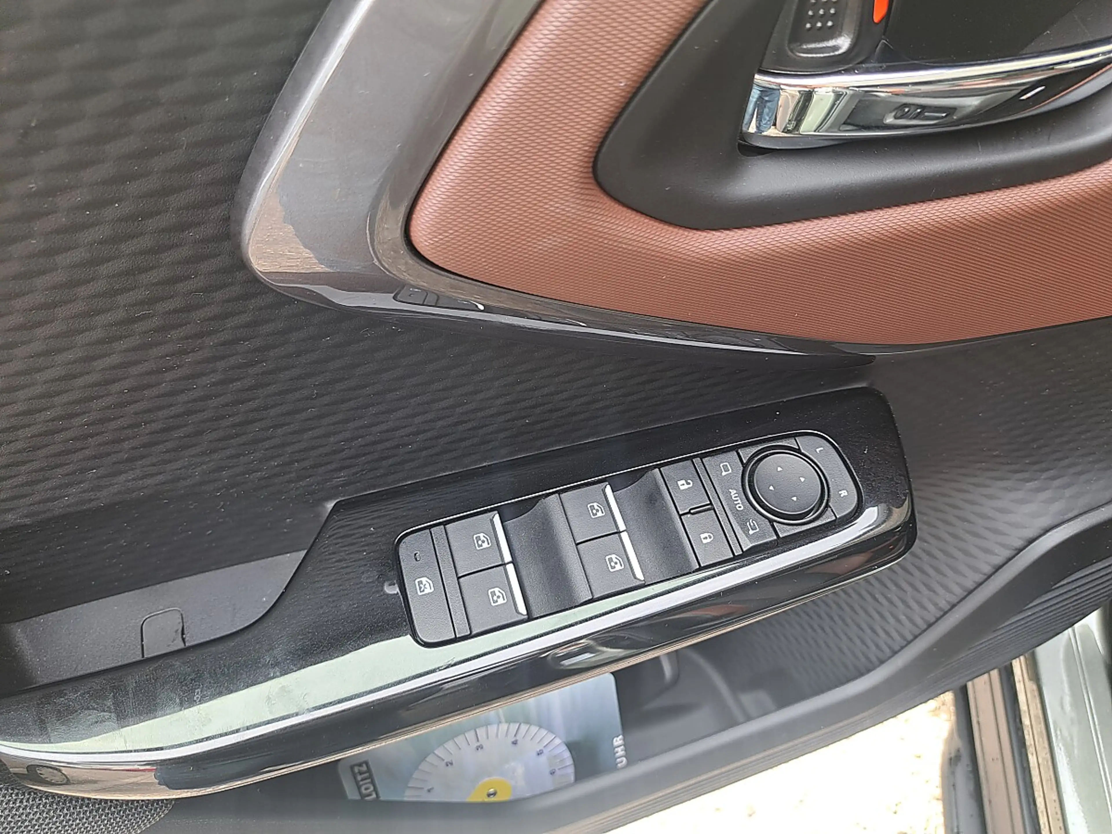 Suzuki Vitara eVitara 61kWh GL+ Allgrip-e Flash — photo 14