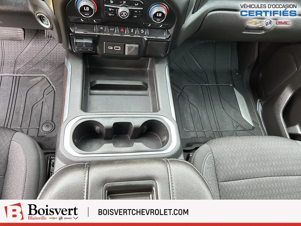 Chevrolet Silverado 1500 photo Chevrolet Silverado 1500