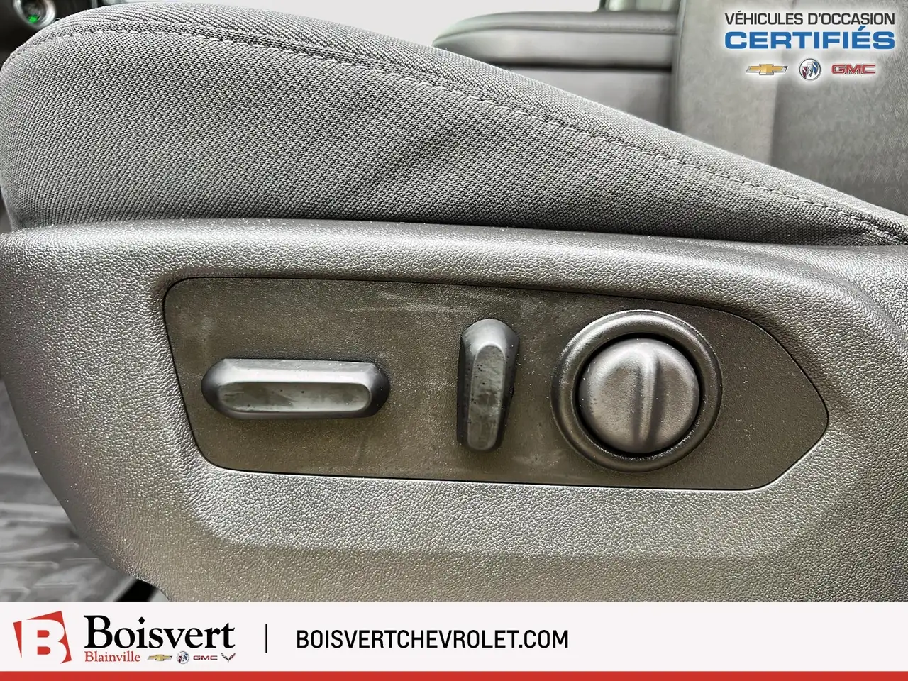 Chevrolet Silverado 1500 photo Chevrolet Silverado 1500