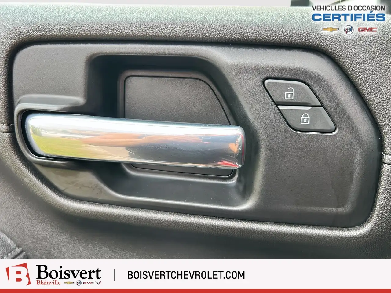 Chevrolet Silverado 1500 photo Chevrolet Silverado 1500