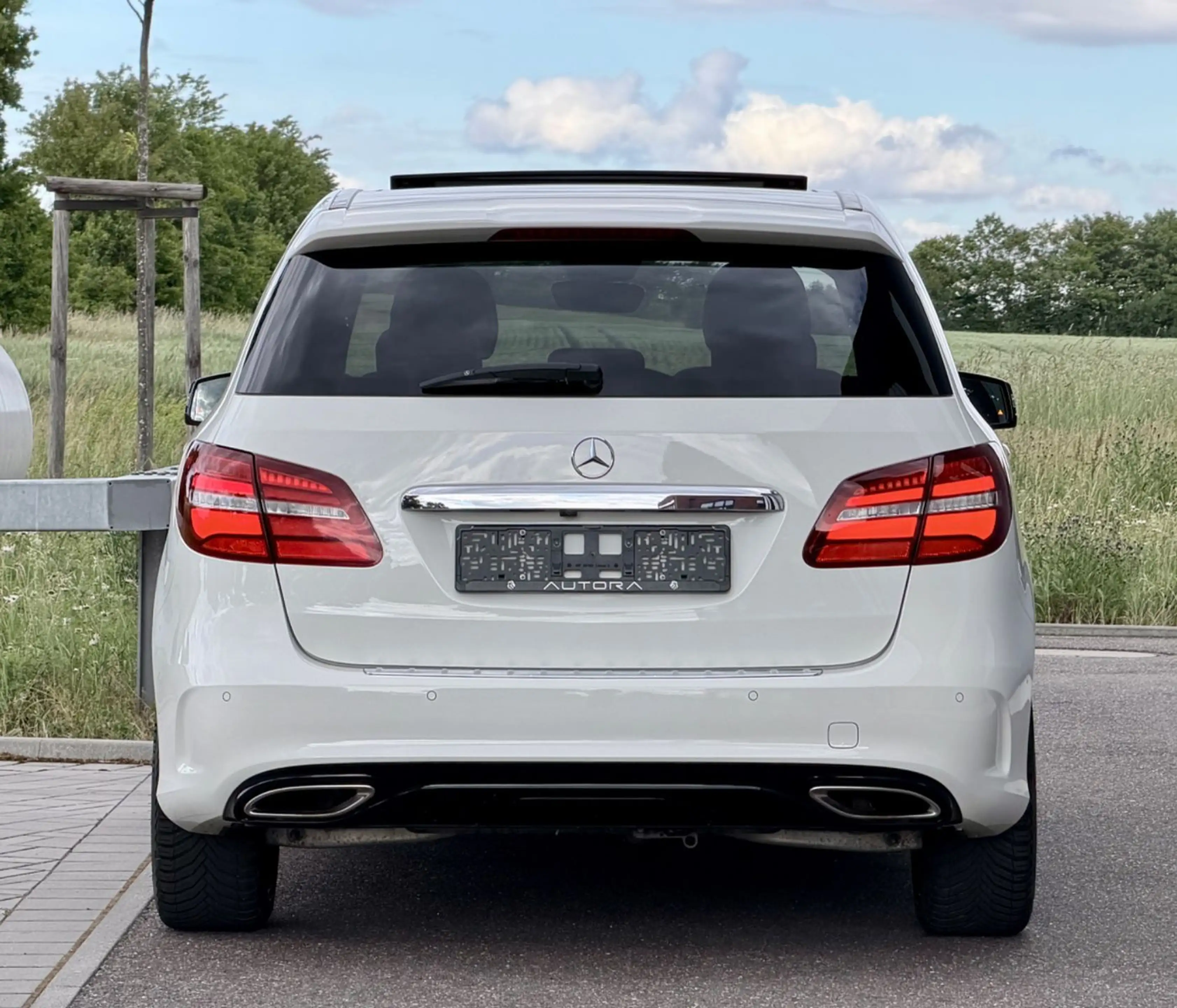 Mercedes-Benz B 200 AMG Line LED|PANO|R.KAM|AHK| — photo 9
