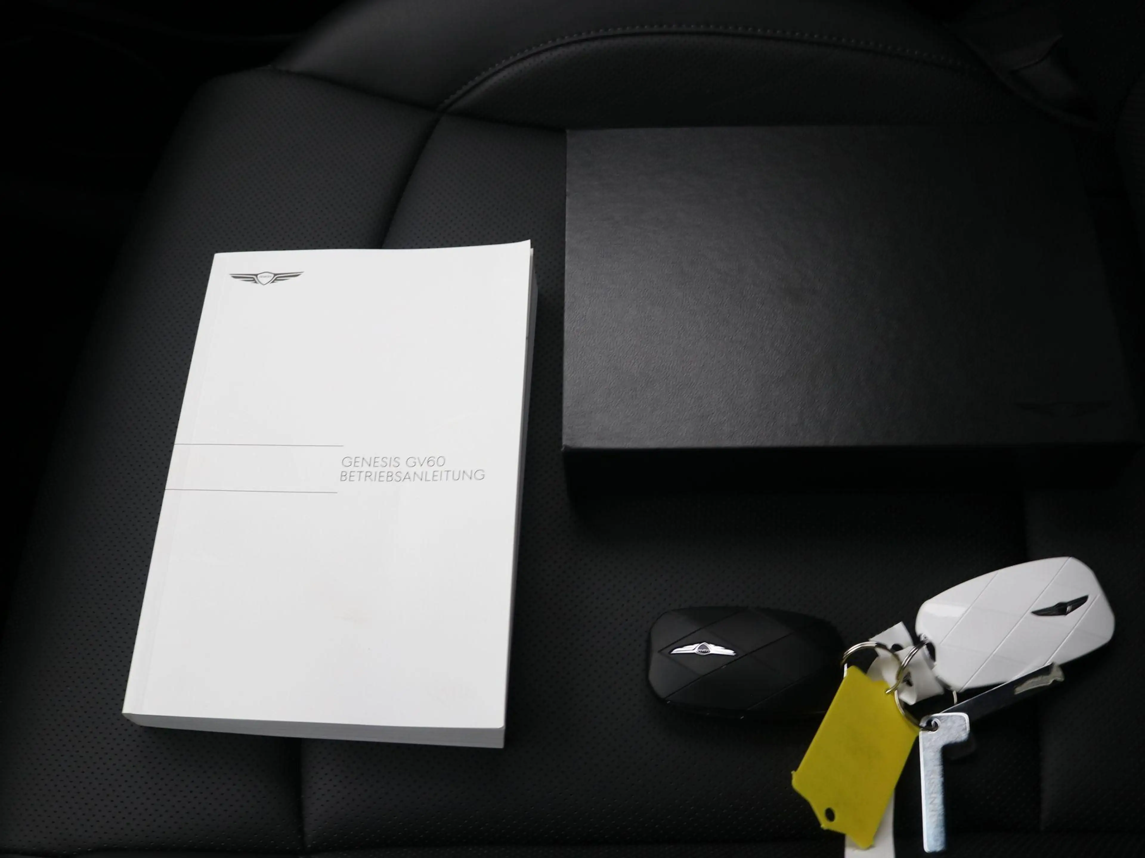 Genesis GV60 Long Range Dual Motor Premium 77,4 kWh AWD / SoH 1 — photo 49