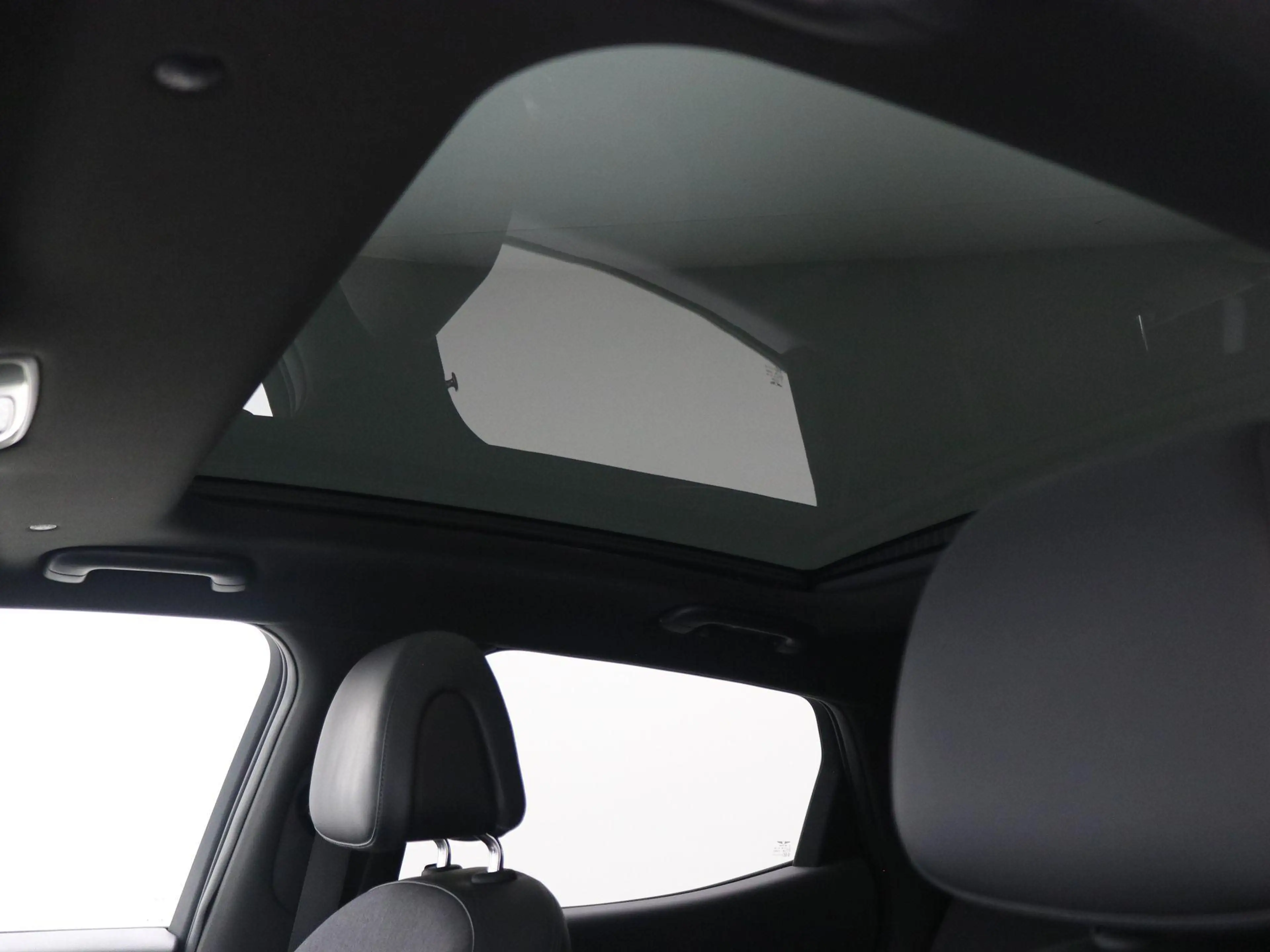 Genesis GV60 Long Range Dual Motor Premium 77,4 kWh AWD / SoH 1 — photo 50