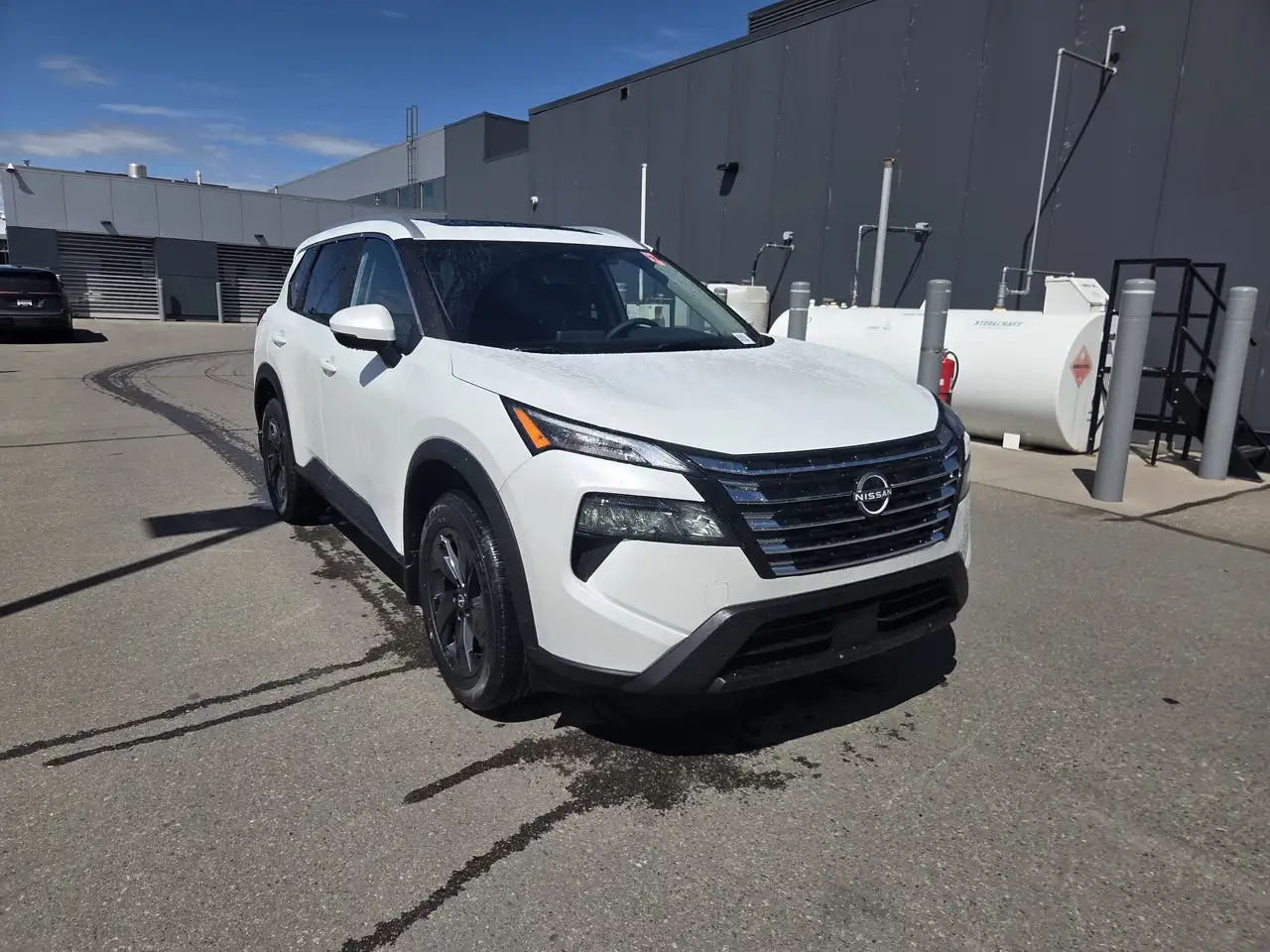Nissan Rogue снимка Nissan Rogue