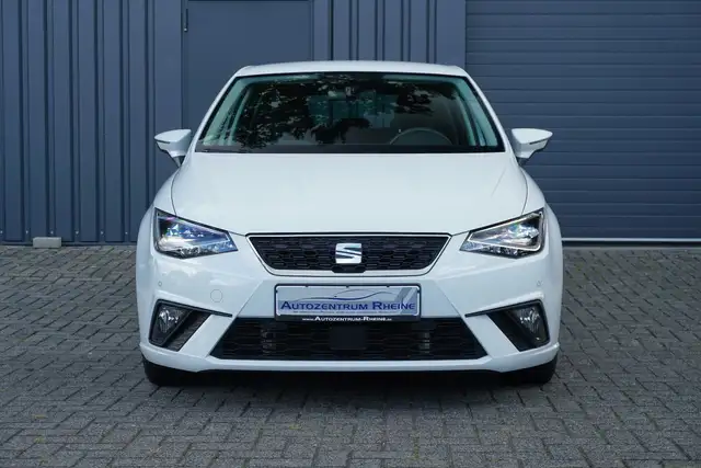 SEAT Ibiza view 2