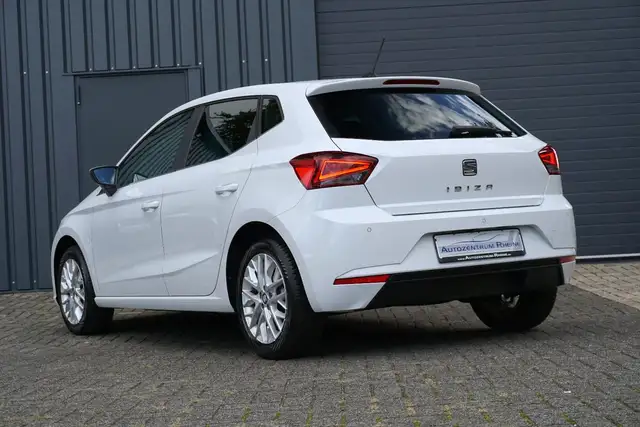 SEAT Ibiza view 5