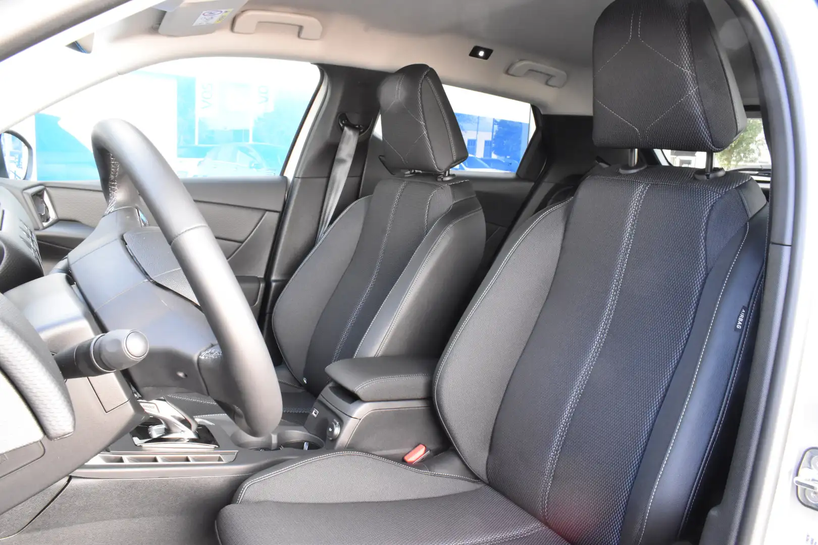 DS Automobiles DS 3 E-Tense Pallas | Ligne Business 54 kWh Navi | Airc Grijs - 2