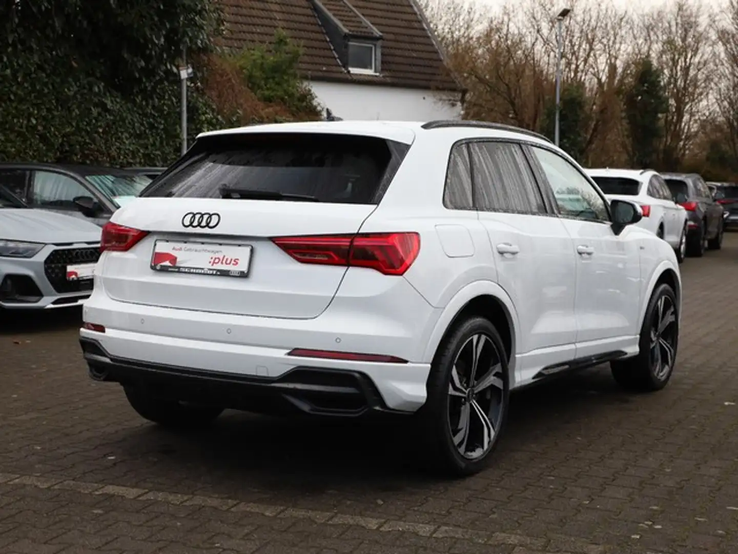 Audi Q3 45 TFSI e S line LM20 ACC LED Navi+ SONOS Mem. ... Weiß - 2