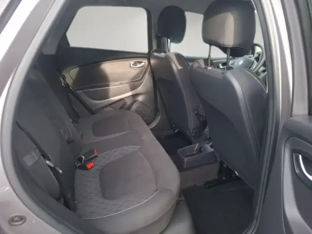 Renault Captur view 13