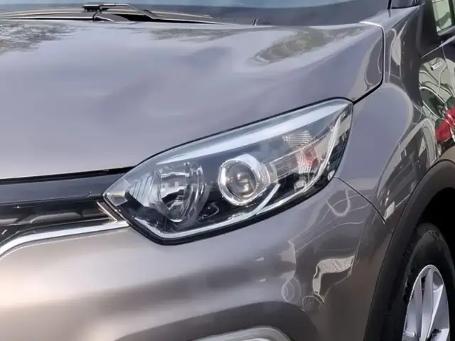 Renault Captur view 5
