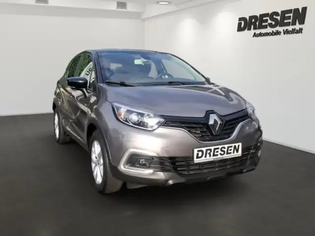 Renault Captur view 2