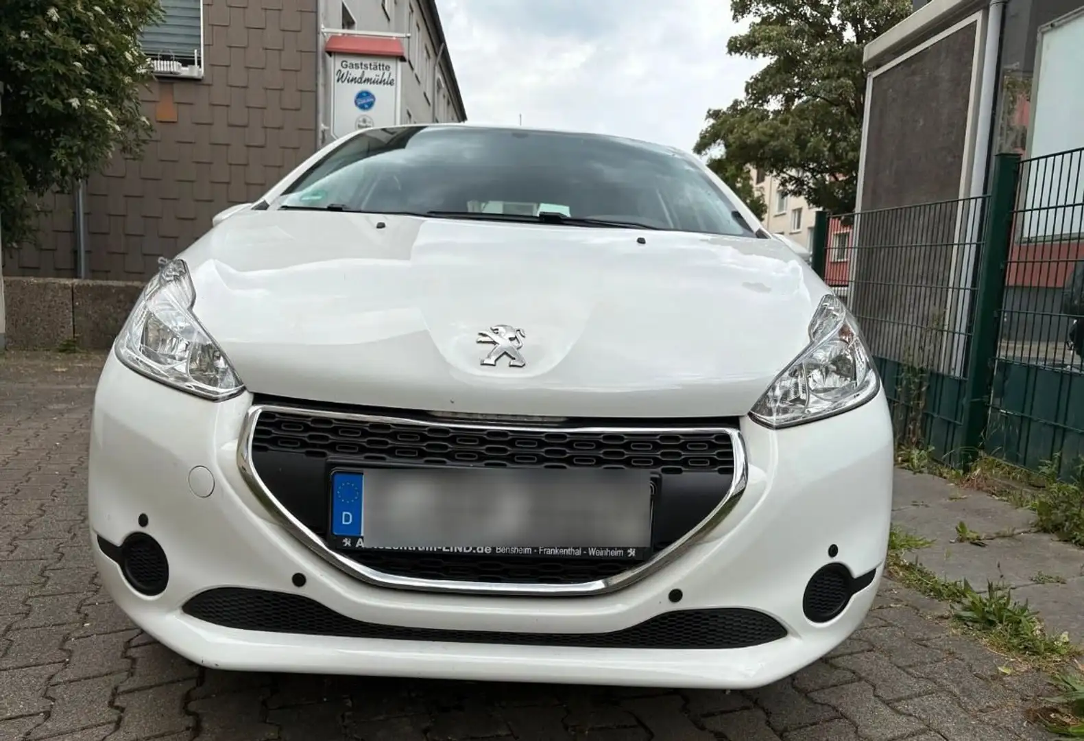 Peugeot 208 208  5-Türer PureTech 68 Active Weiß - 2