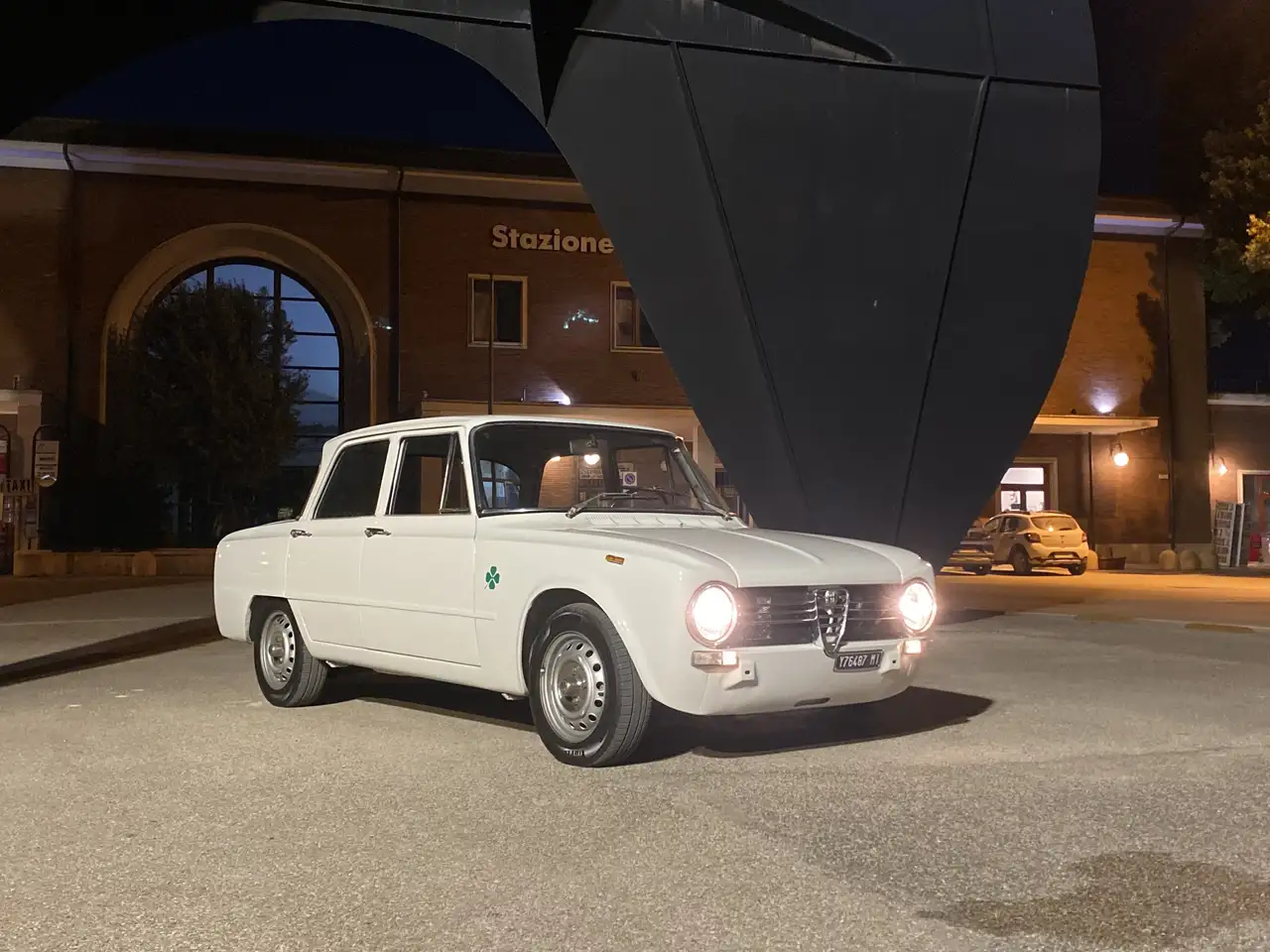 Alfa Romeo Giulia Super, foto 2