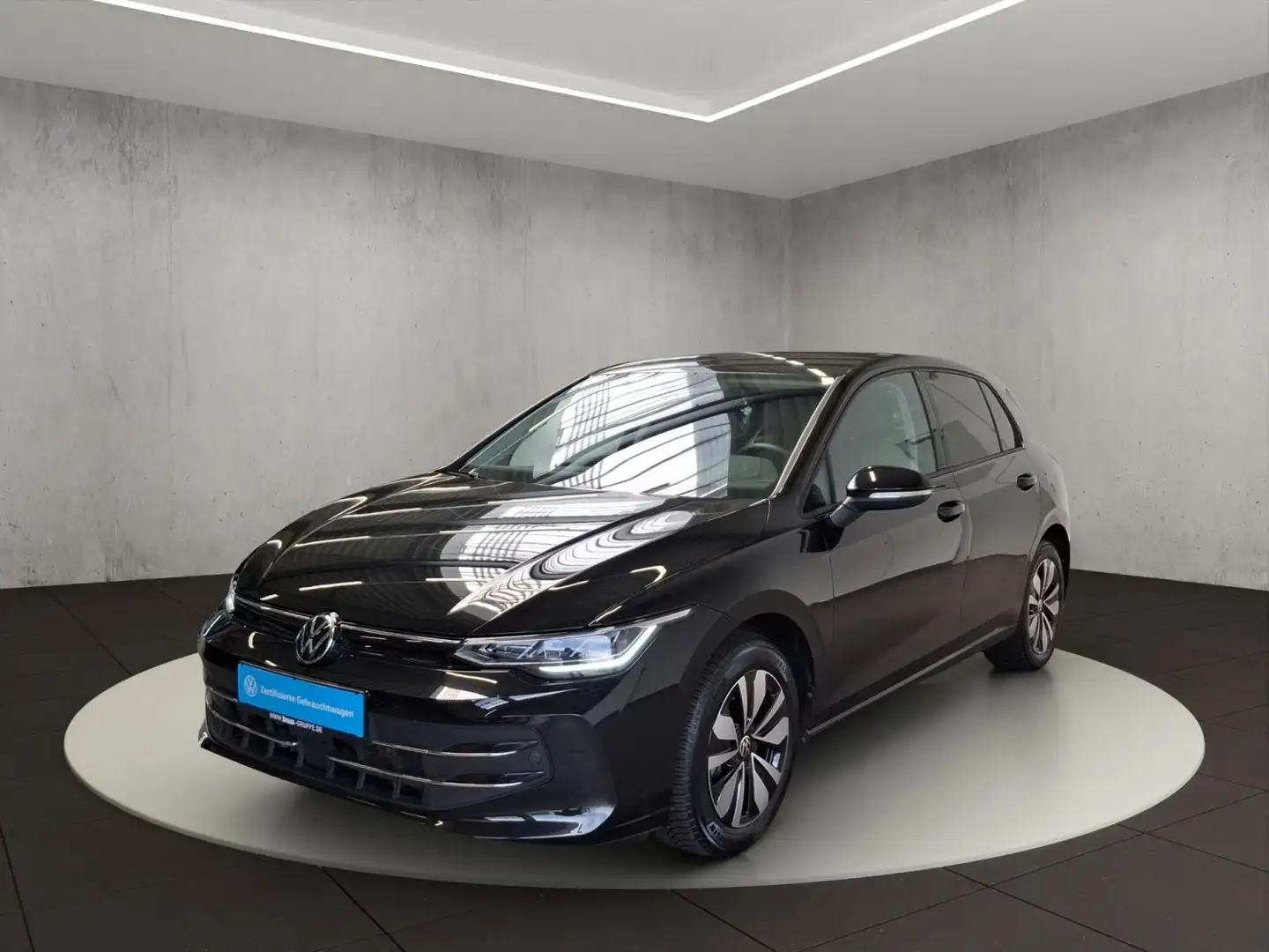 Volkswagen Golf Life 2,0 l TDI SCR 110 kW (150 PS) 7-Gang-D Schwarz - 1